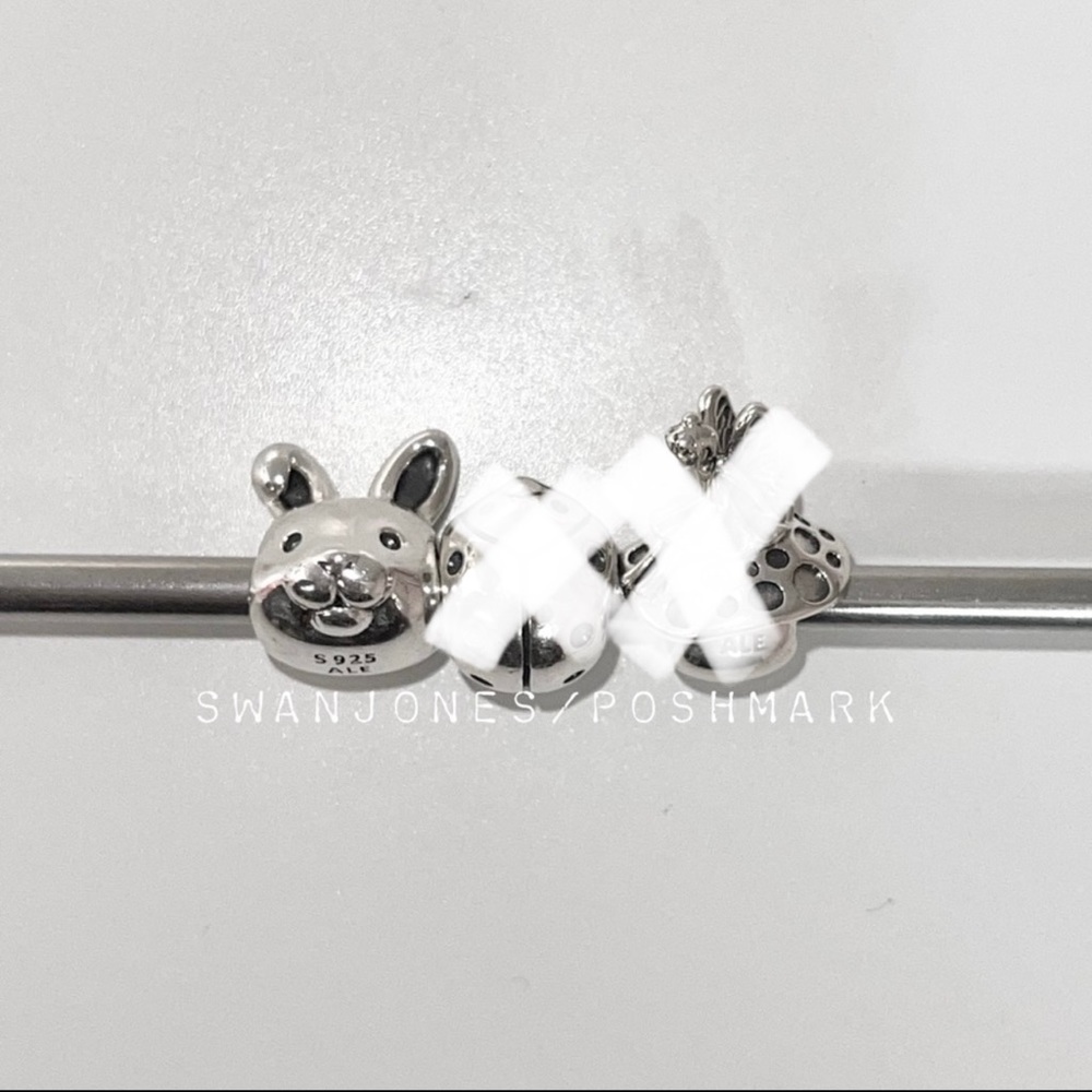 Pandora Remarkable Rabbit Charm